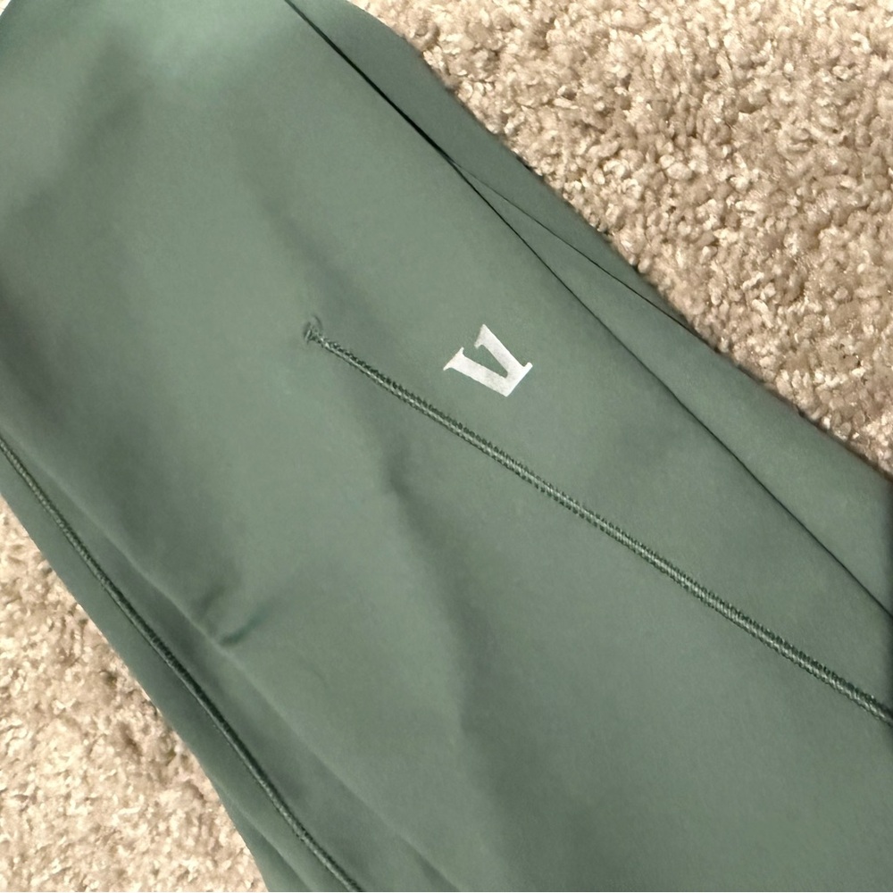 Vuori evolve leggings - Picture 4 of 4